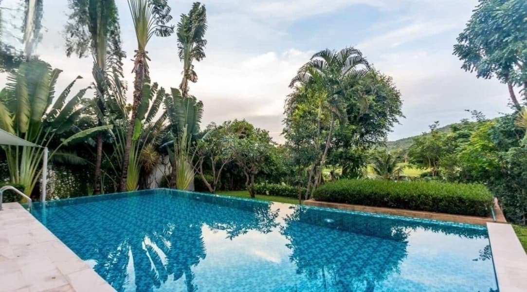 Palm Hills Golf Club &amp; Residence