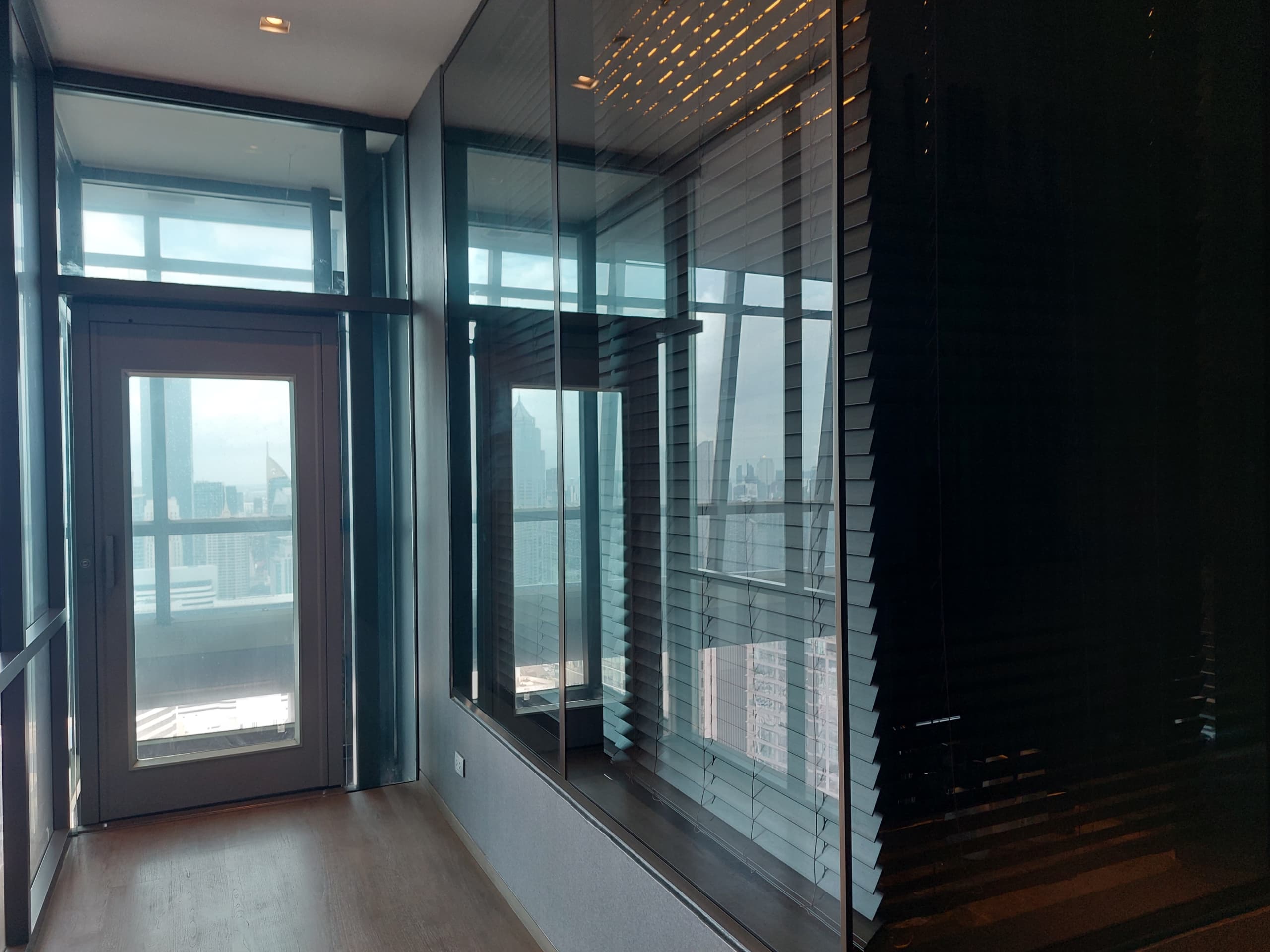 Hyde Sukhumvit 13 (Penthouse)