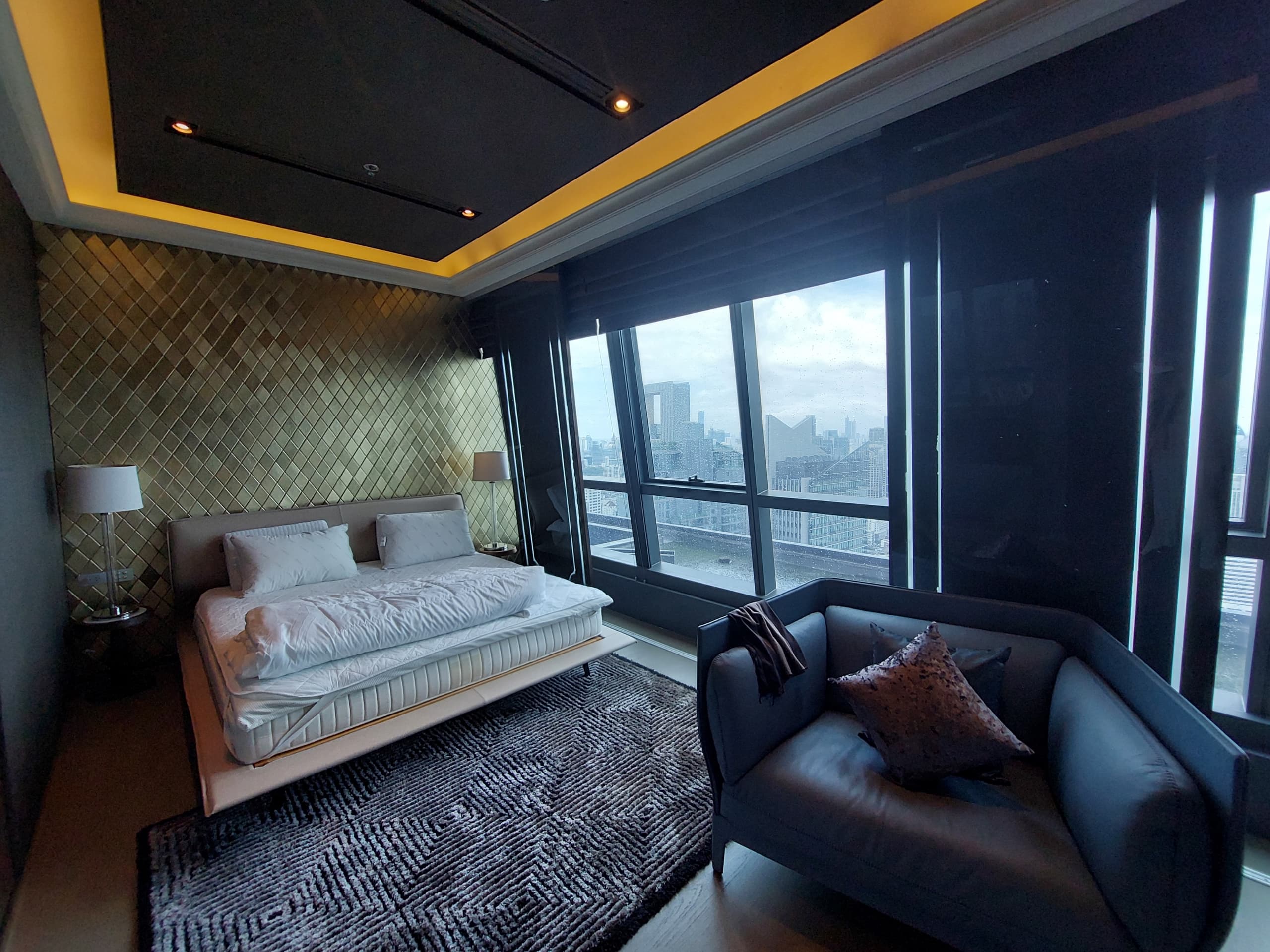 Hyde Sukhumvit 13 (Penthouse)