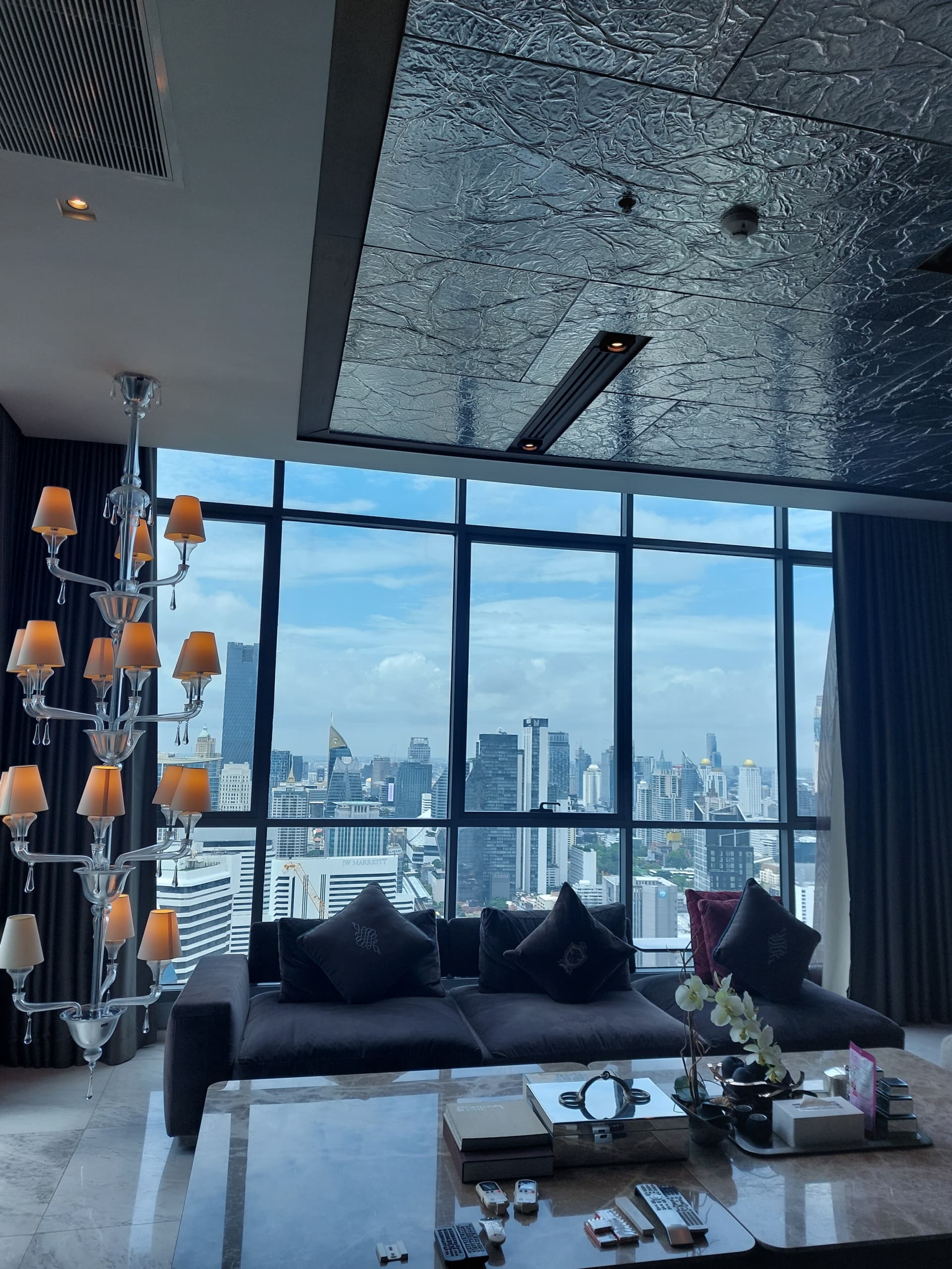 Hyde Sukhumvit 13 (Penthouse)