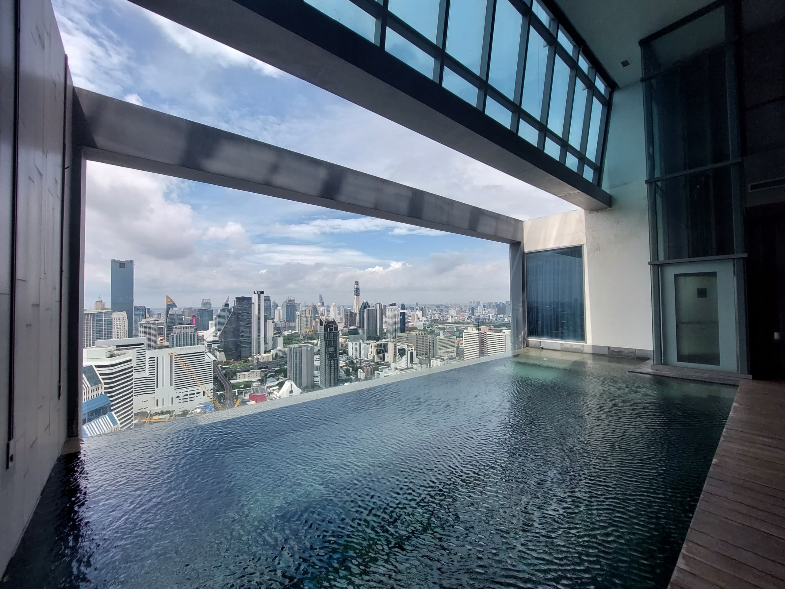 Hyde Sukhumvit 13 (Penthouse)