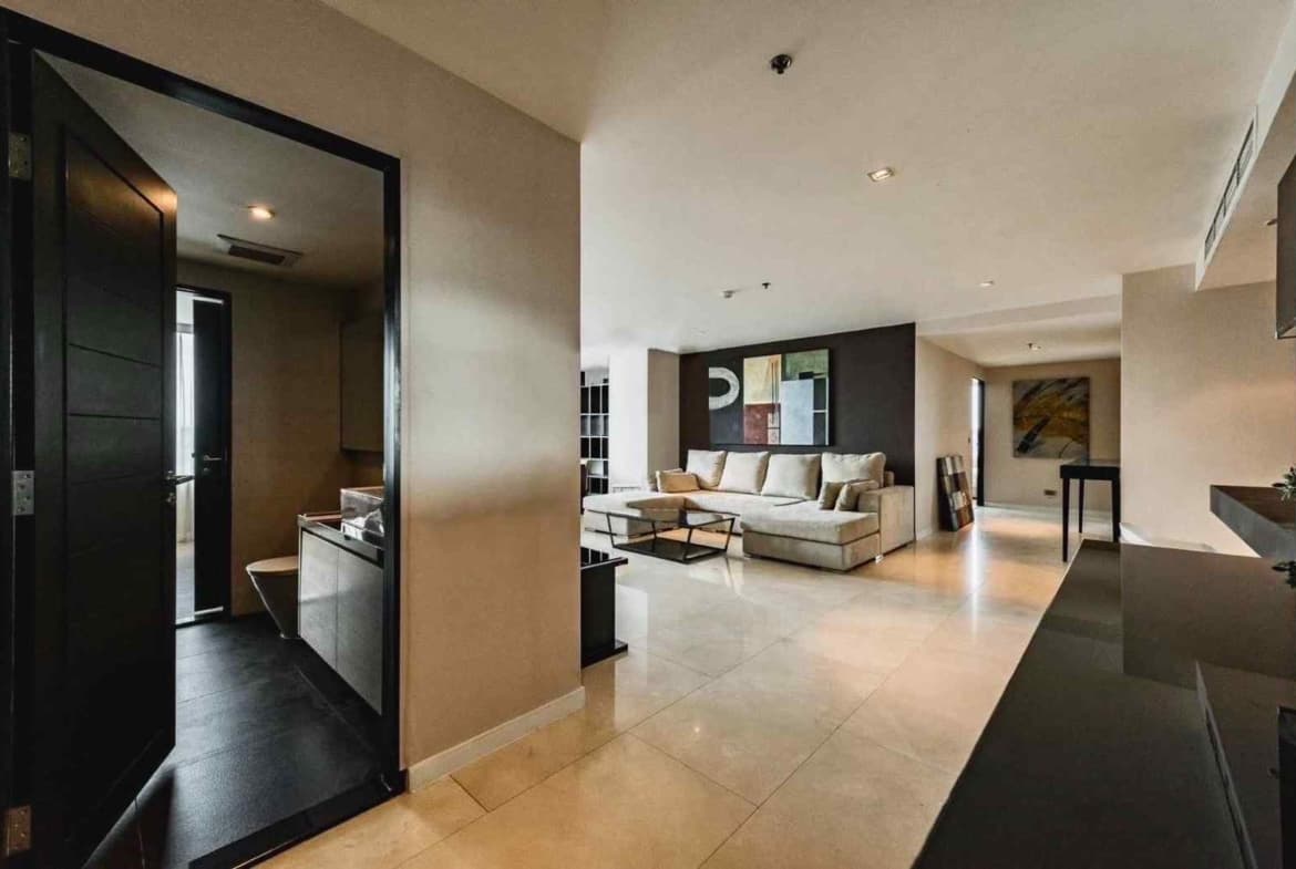 Eight Thonglor Residences