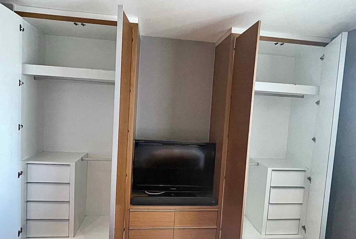 Eight Thonglor Residences