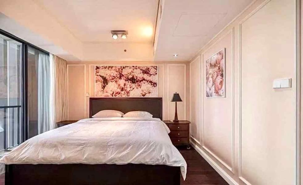 The Met Condominium Penthouse