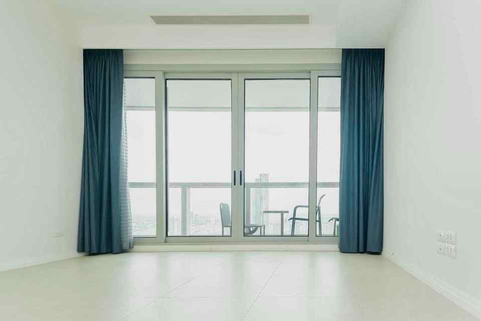 The River Condominium