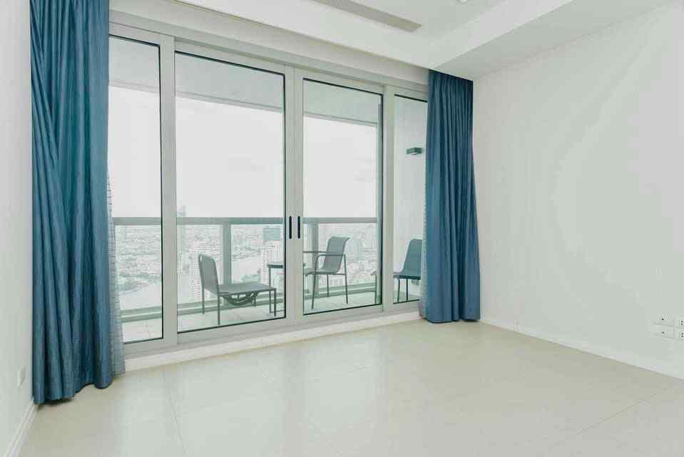 The River Condominium