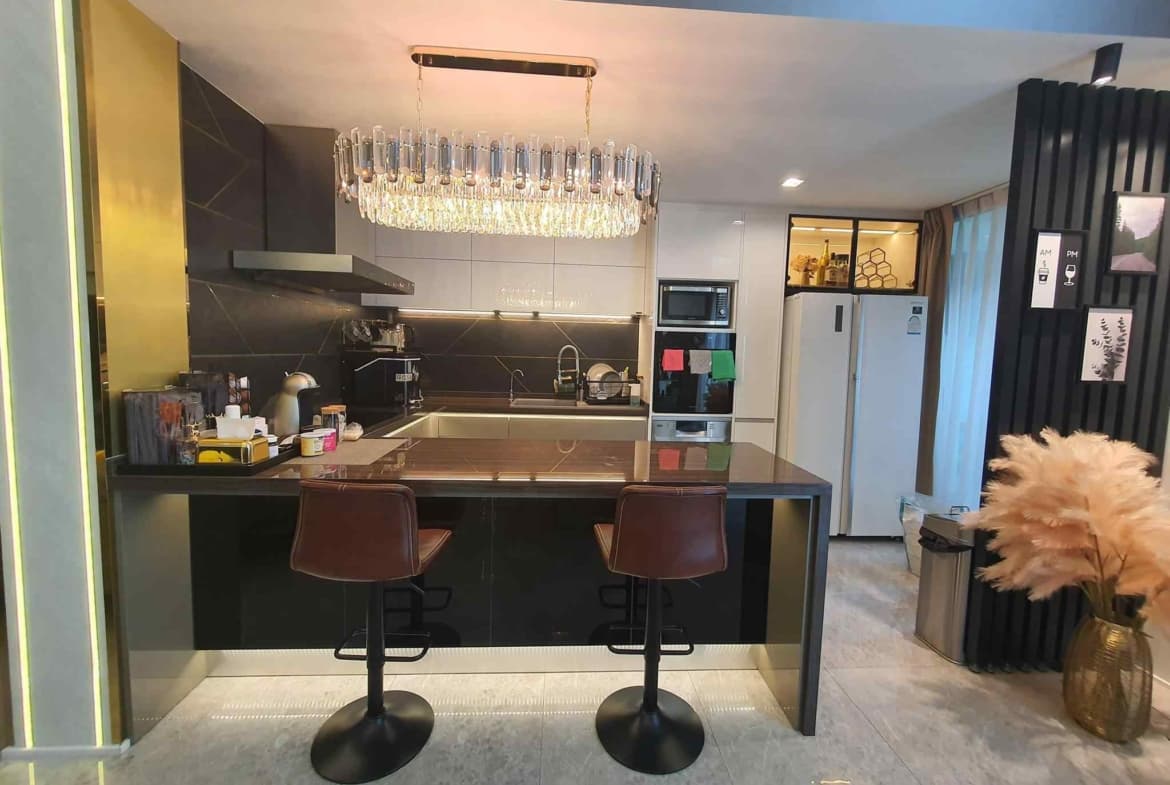 Glam Glamorous Living Townhome (Chokchai 4)