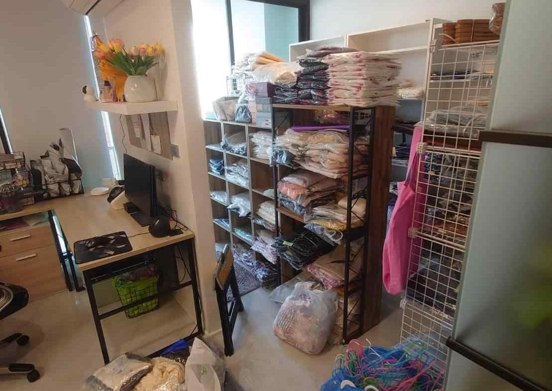 Glam Glamorous Living Townhome (Chokchai 4)