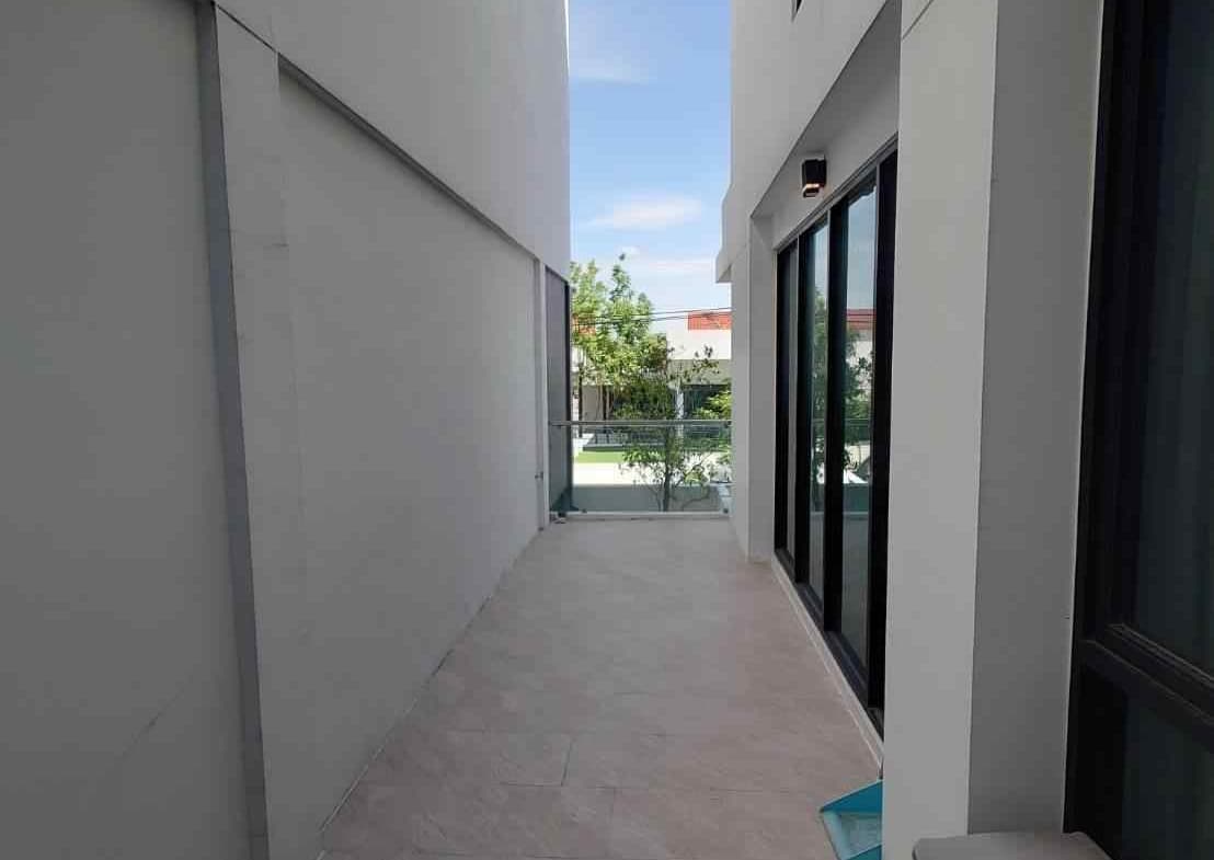Glam Glamorous Living Townhome (Chokchai 4)