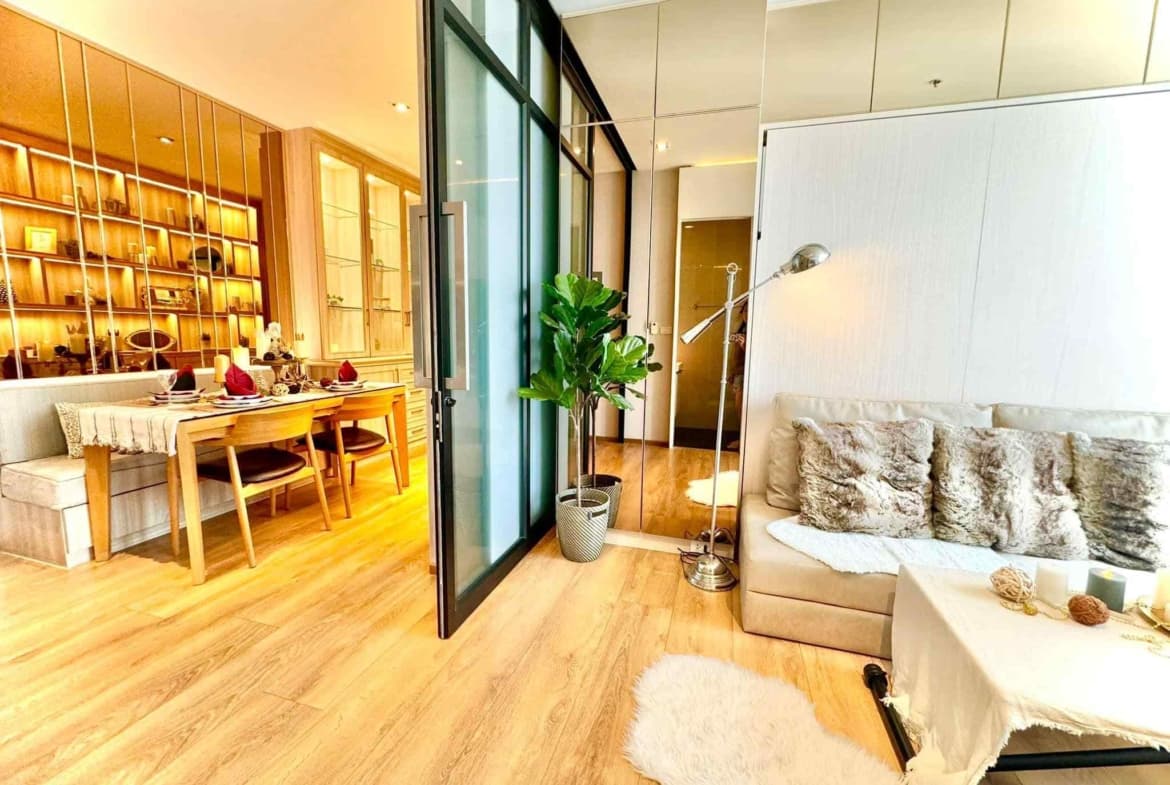Park Origin Phrom Phong