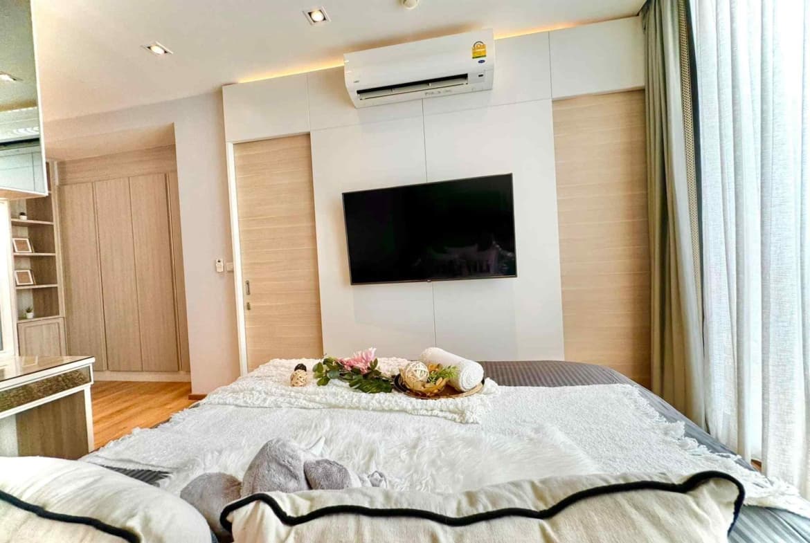 Park Origin Phrom Phong