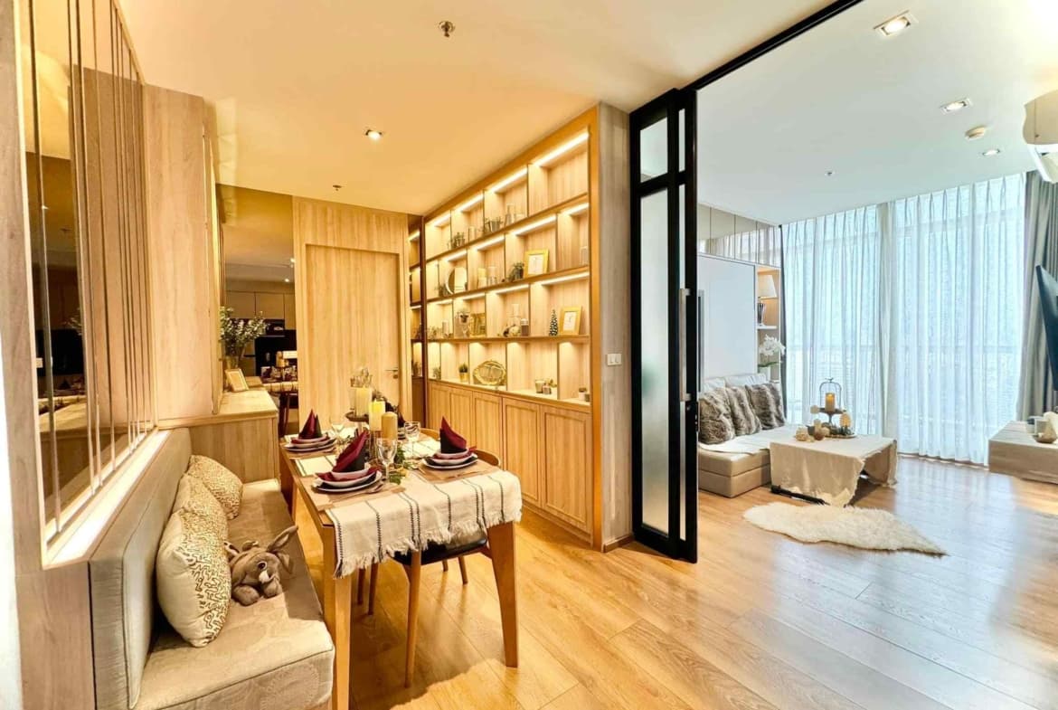 Park Origin Phrom Phong