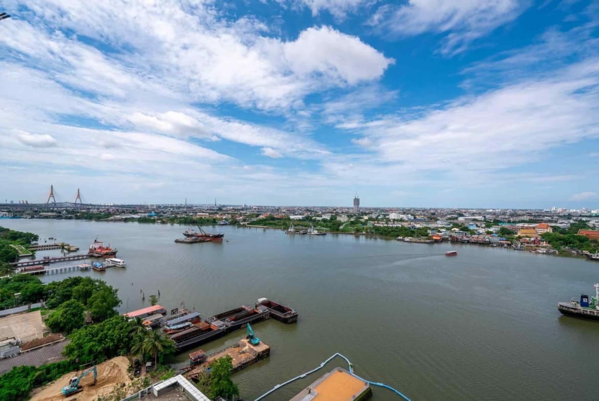 Lumpini Park Riverside Rama 3