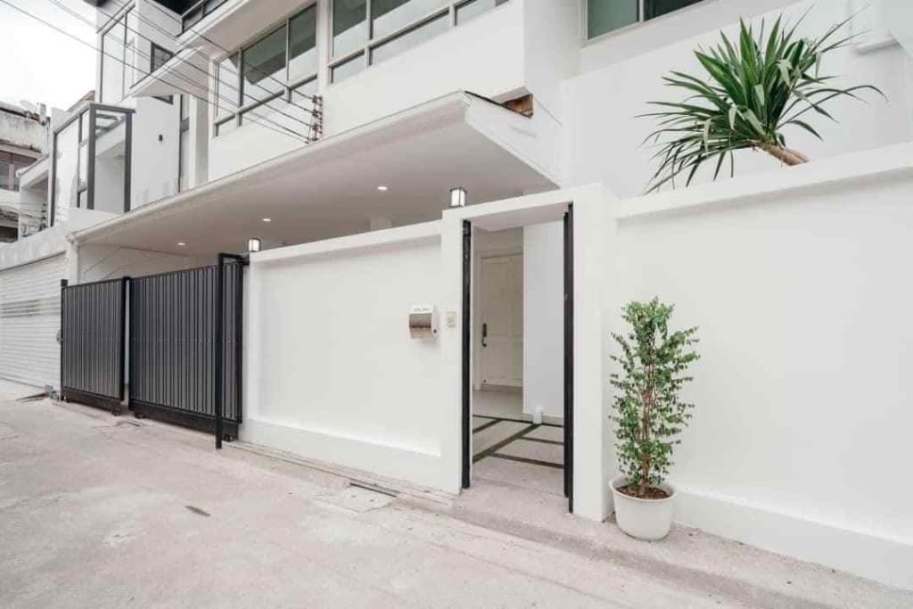 Sukhumvit 15 Townhome