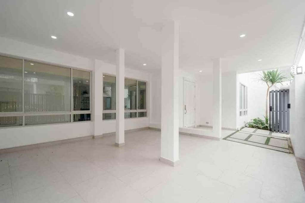 Sukhumvit 15 Townhome