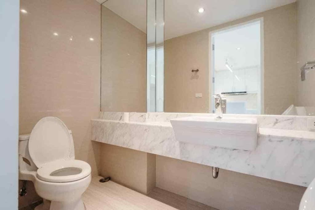 Sukhumvit 15 Townhome