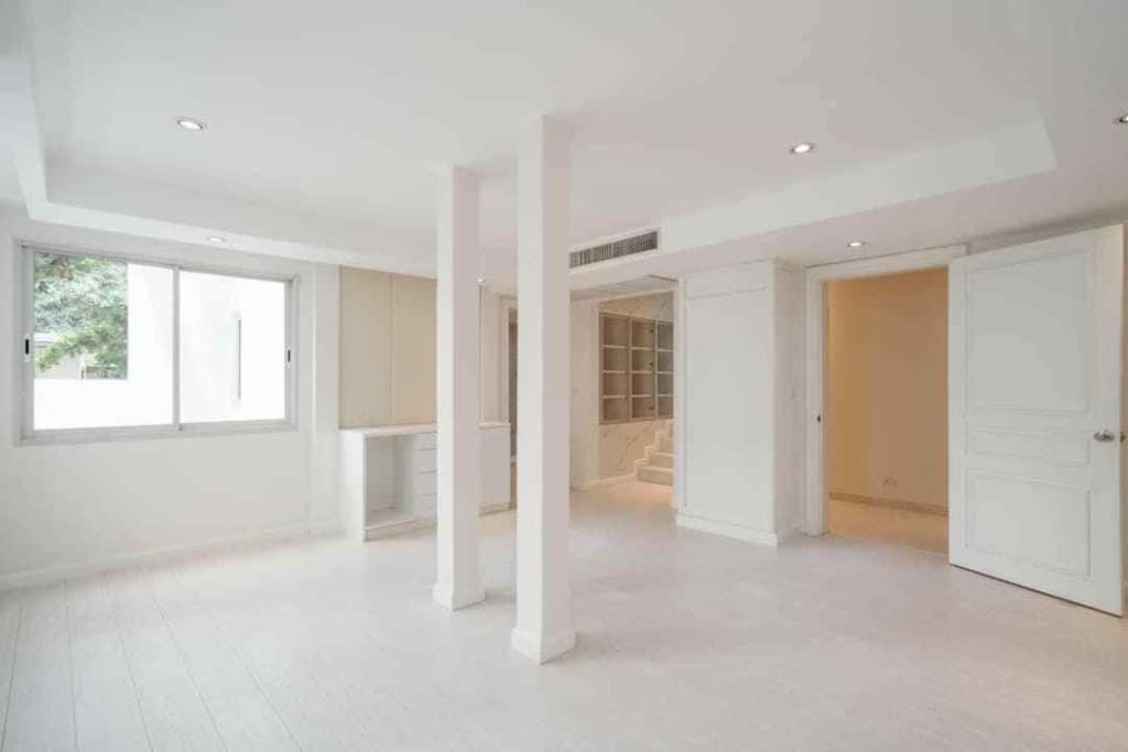 Sukhumvit 15 Townhome
