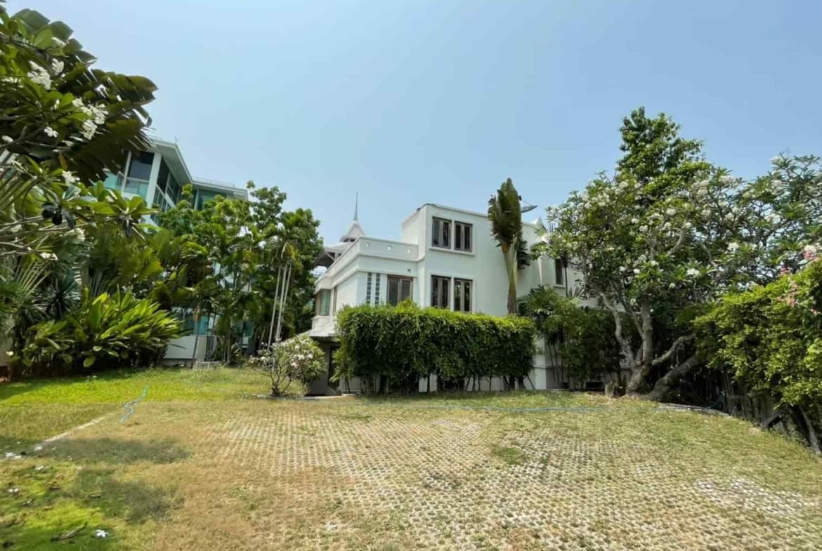 Pattaya Beachfront House