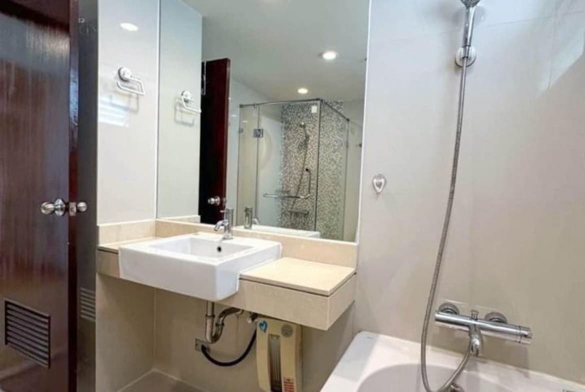 The Rajdamri Serviced Residence