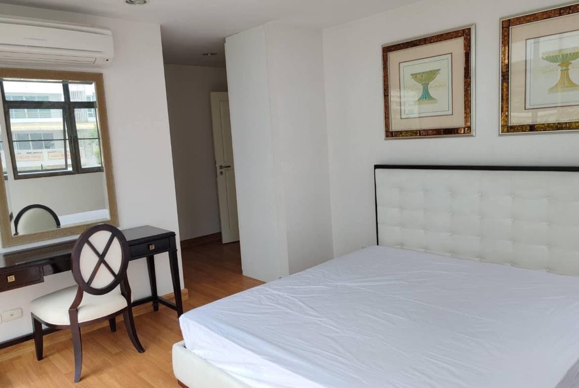 Pearl Residence Sukhumvit 24