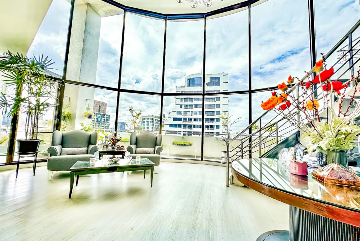 Supalai Place Condominium Sukhumvit 39