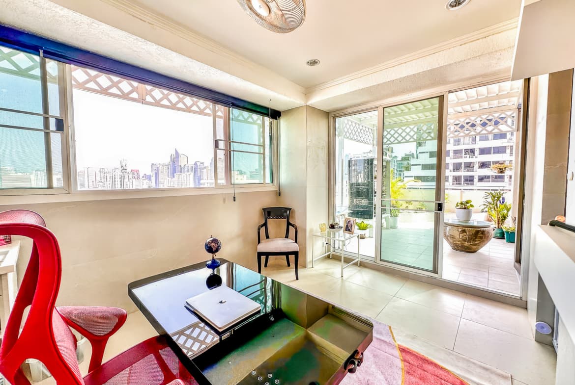Supalai Place Condominium Sukhumvit 39