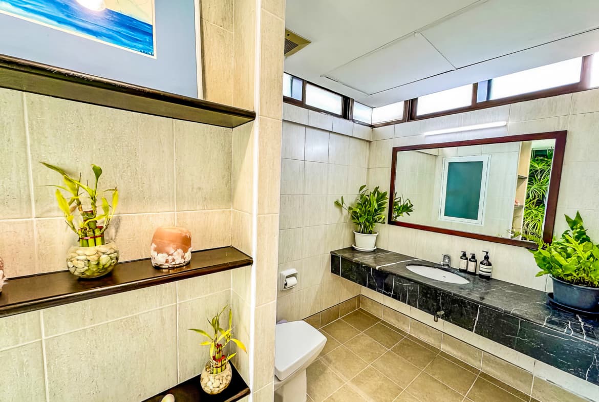 Supalai Place Condominium Sukhumvit 39