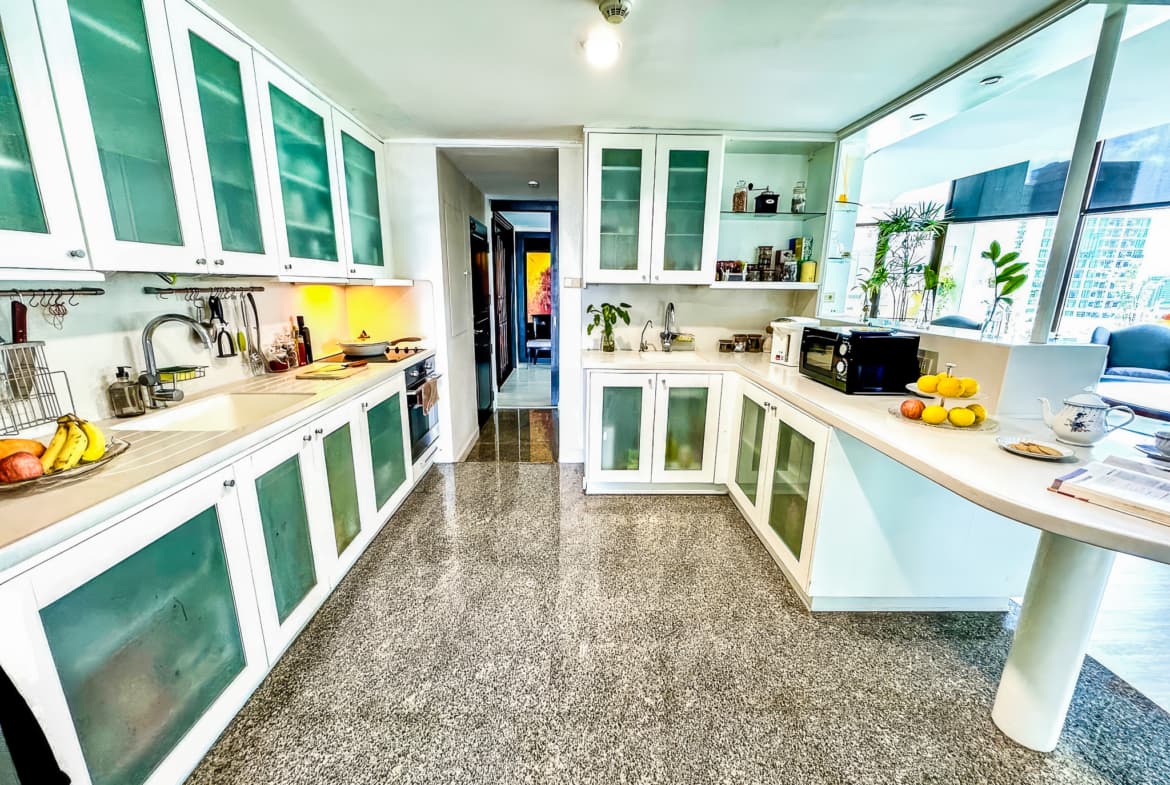 Supalai Place Condominium Sukhumvit 39