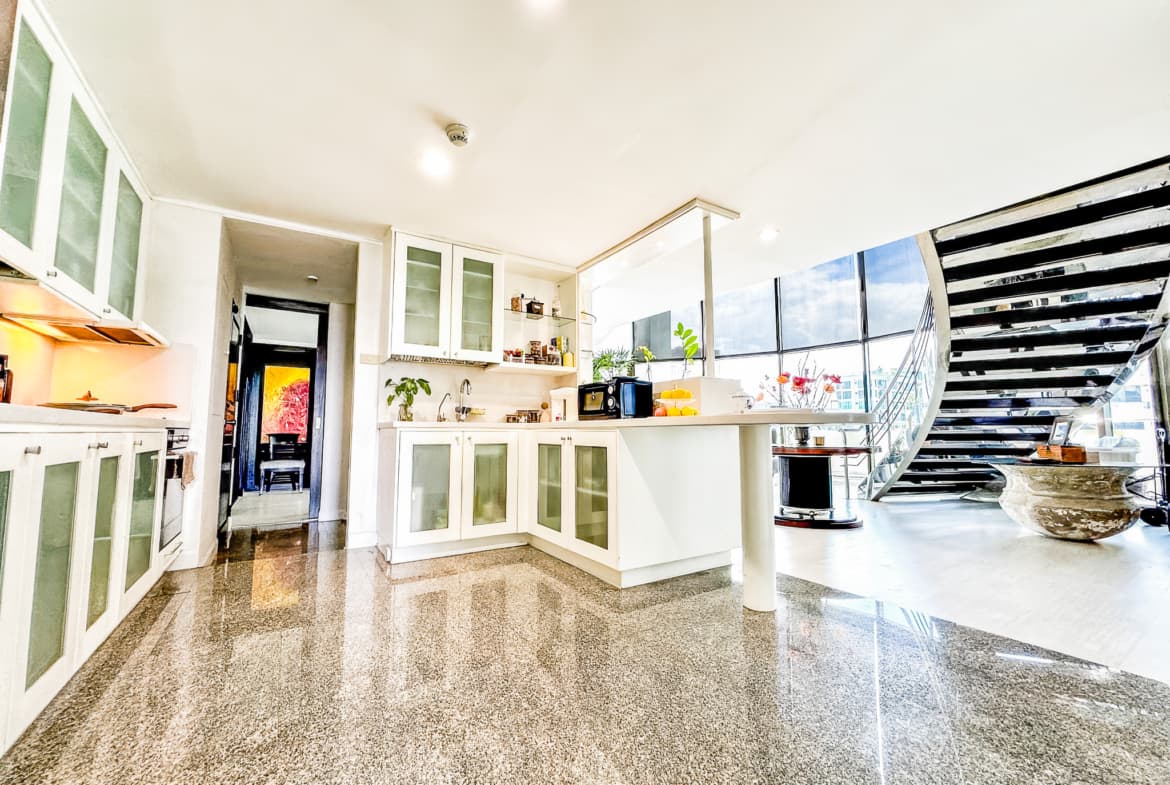 Supalai Place Condominium Sukhumvit 39
