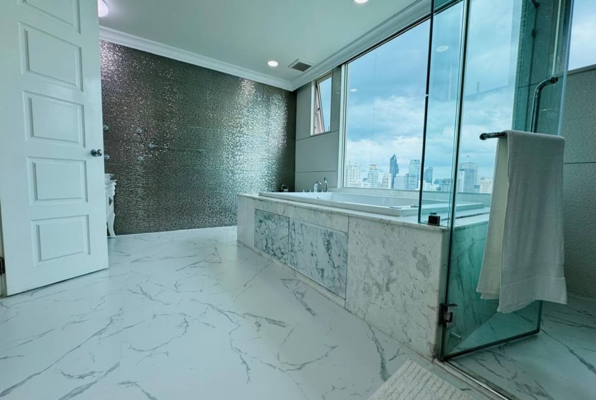 Royce Private Residences
