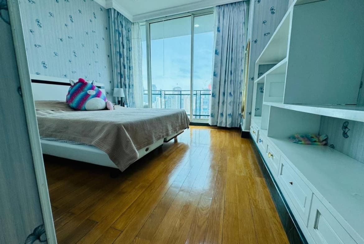 Royce Private Residences