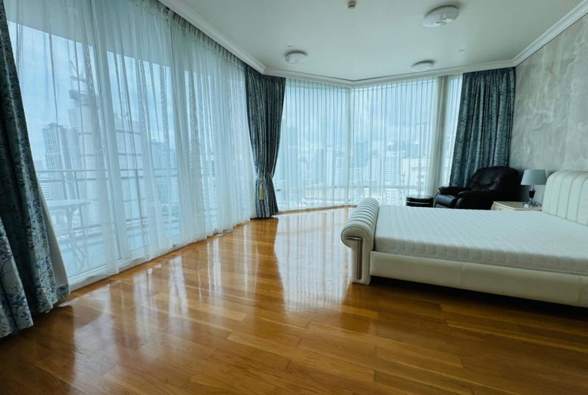 Royce Private Residences
