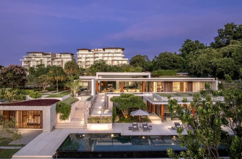 Luxurious 2-Storey Pool Villa (Bang Sare, Sattahip)