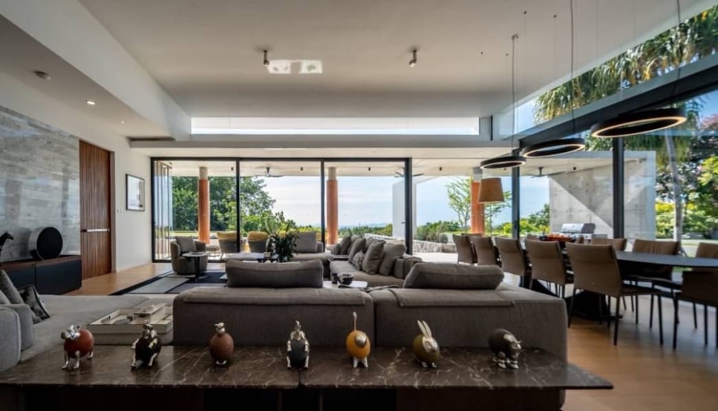 Luxurious 2-Storey Pool Villa (Bang Sare, Sattahip)