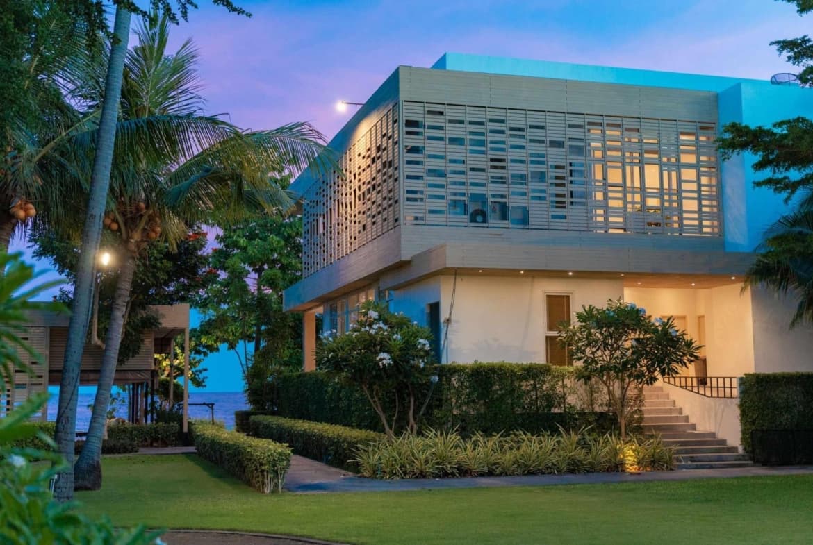 Beachfront Villa Prachuap Khiri Khan