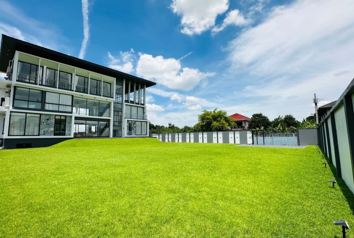 3.5-Storey Single House, Don Mueang