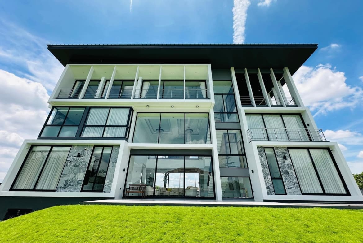 3.5-Storey Single House, Don Mueang