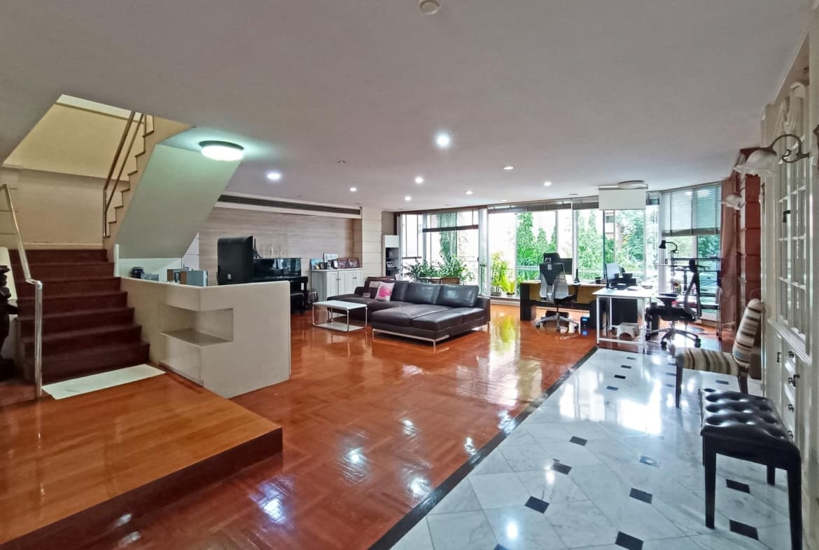 Premier Condominium