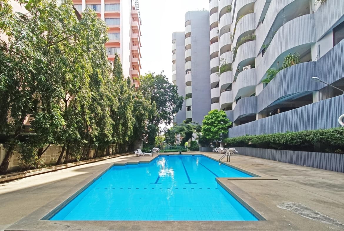 Premier Condominium