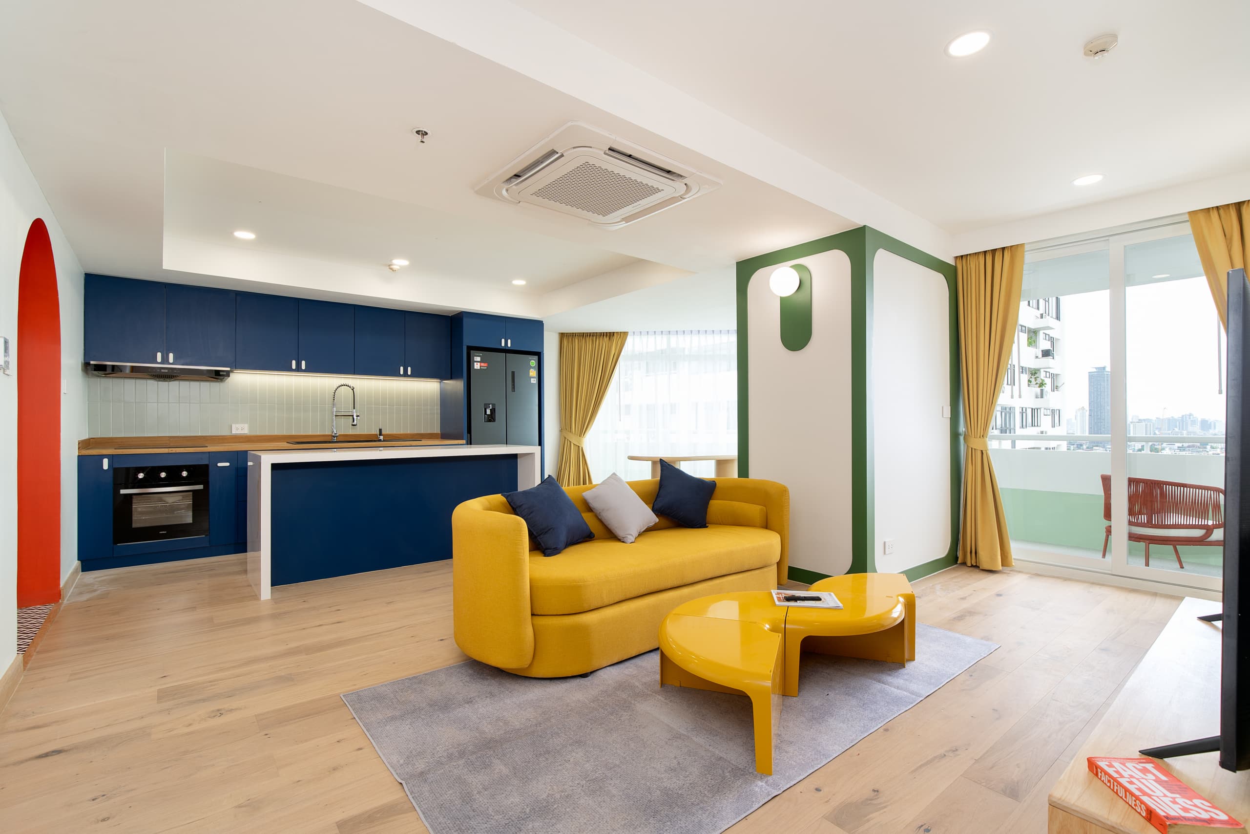 High-Floor Condo in Thonglor (Bauhaus Style)