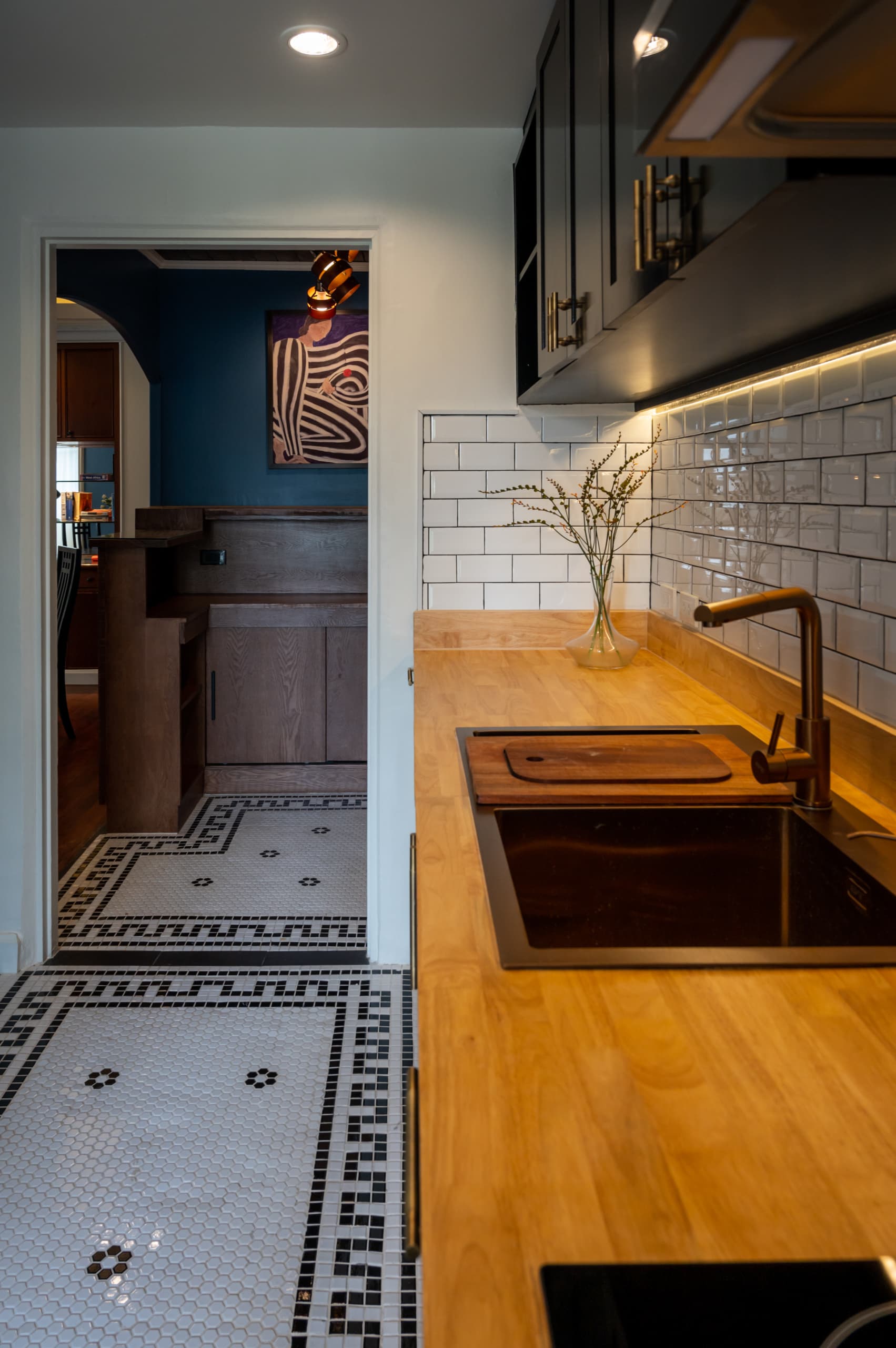 Condo in Thonglor (Modern Victorian Style)