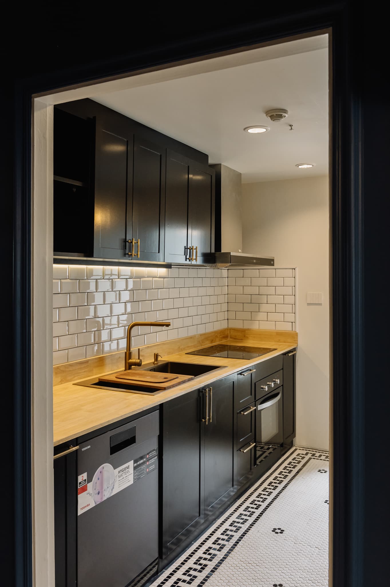 Condo in Thonglor (Modern Victorian Style)