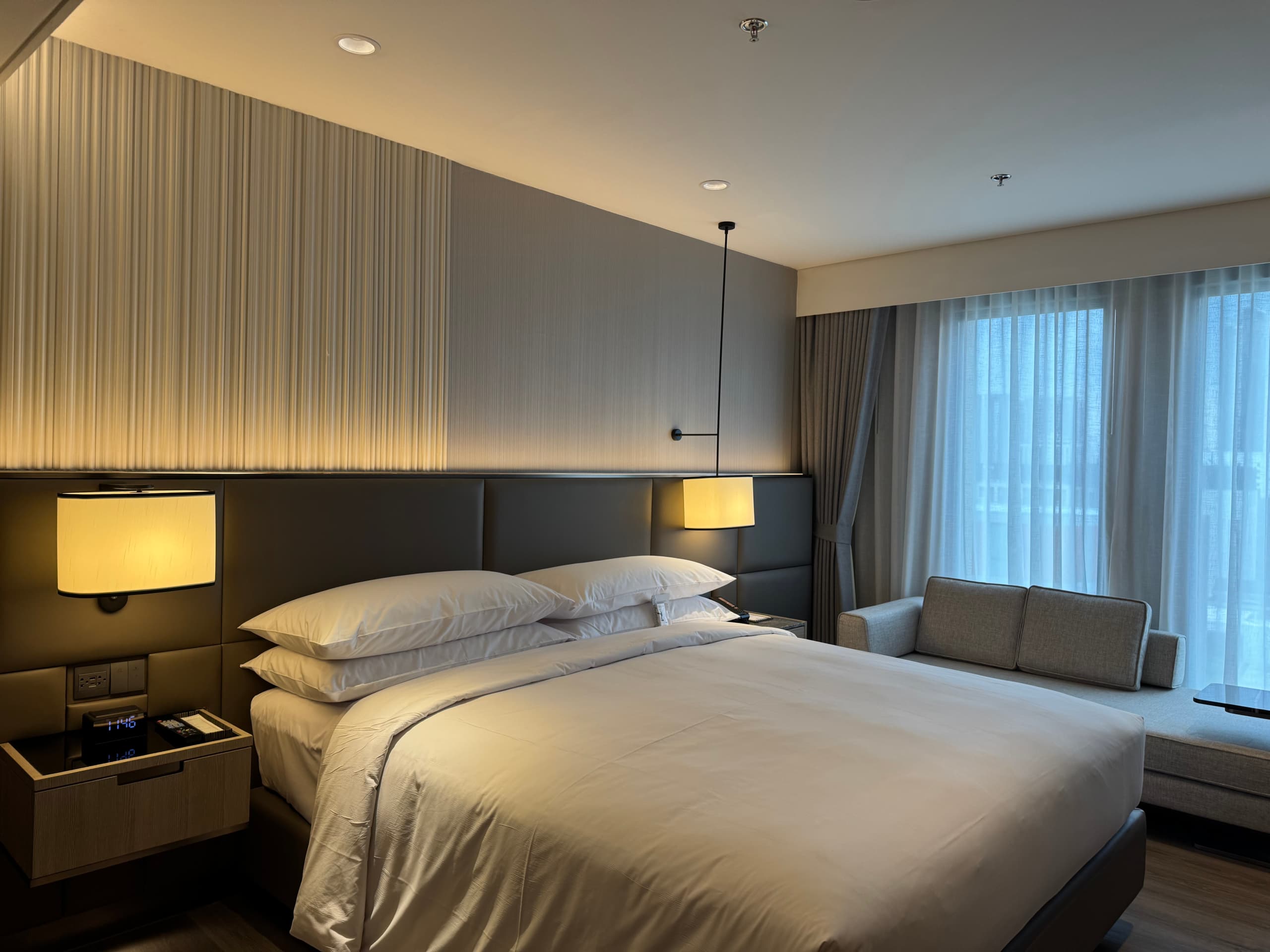 Spacious 3-Bedroom Luxury Residence in Sukhumvit 49