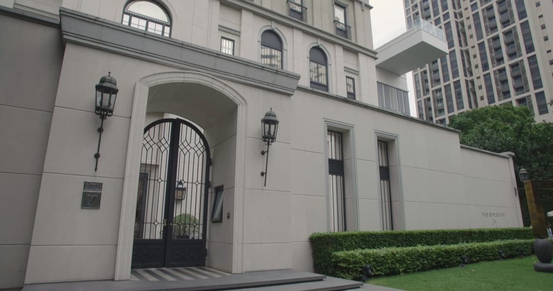 The Diplomat 39 (Sukhumvit 39)