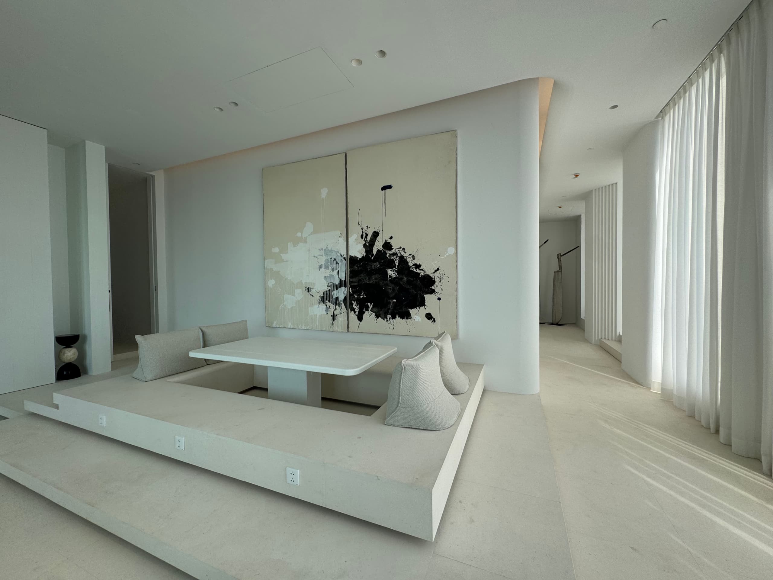 The Diplomat 39 (Sukhumvit 39)