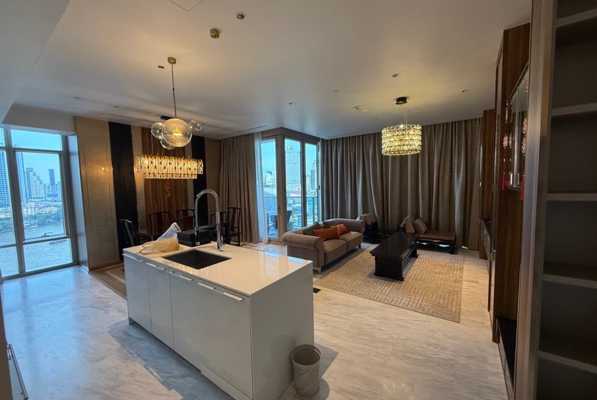 Four Seasons Private Residences