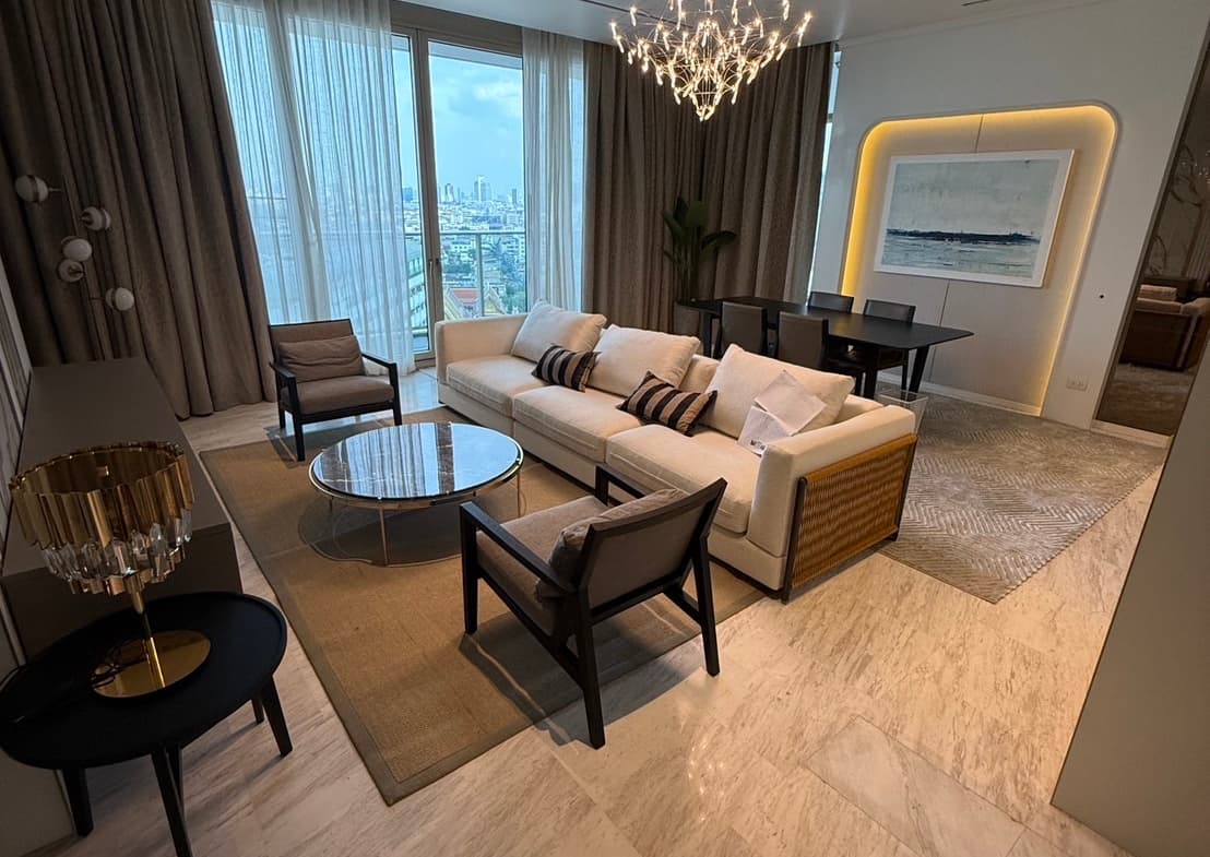 Four Seasons Private Residences