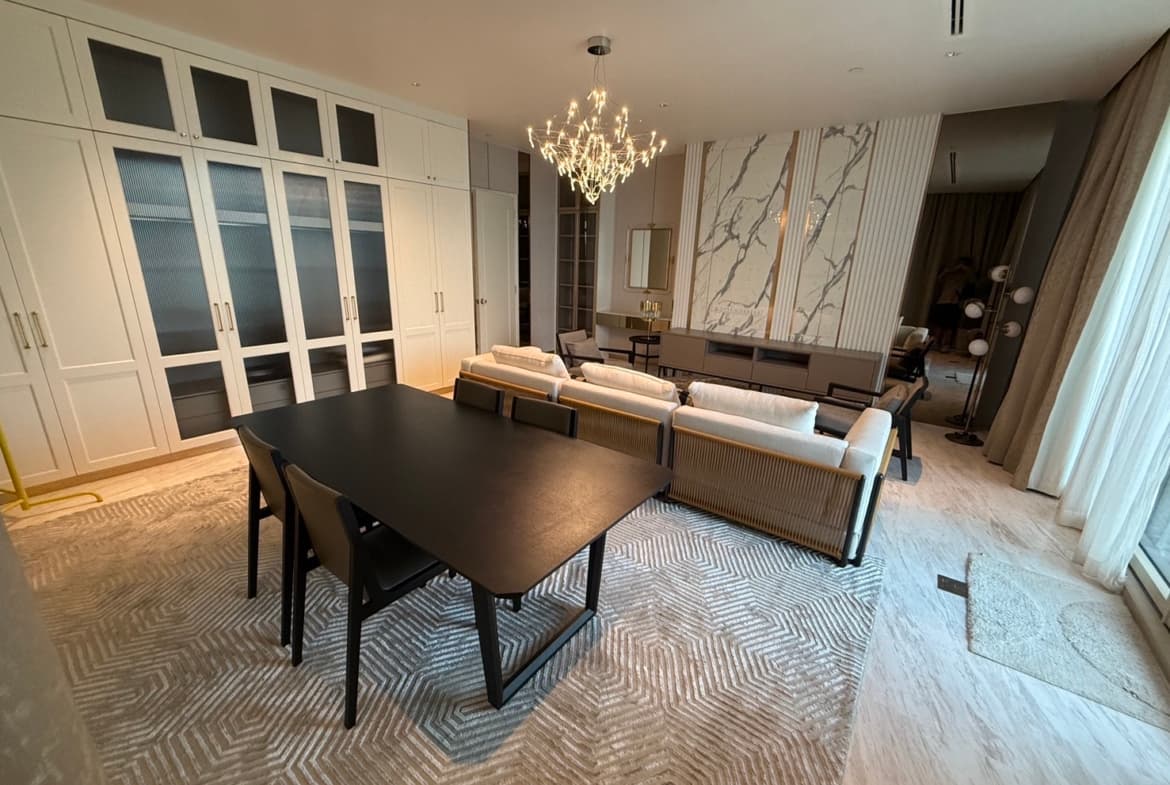 Four Seasons Private Residences