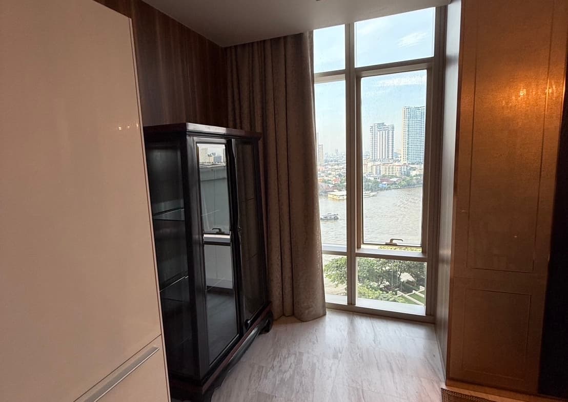 Four Seasons Private Residences