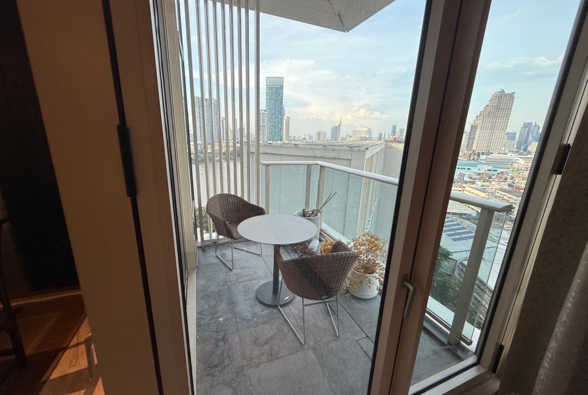 Four Seasons Private Residences